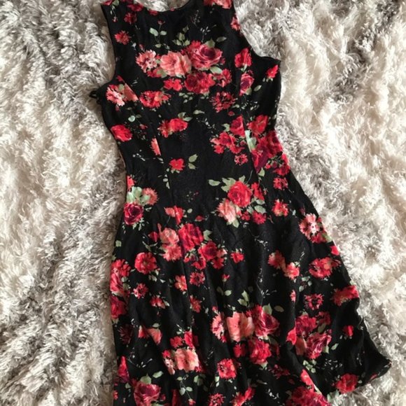 Cute flower pattern sleeveless dress - Picture 5 of 6